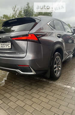 Внедорожник / Кроссовер Lexus NX 2018 в Львове