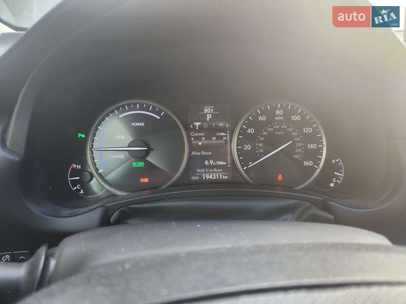 Позашляховик / Кросовер Lexus NX 2015 в Чернігові