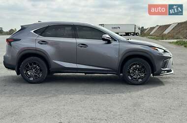Внедорожник / Кроссовер Lexus NX 2016 в 