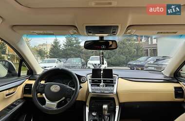 Внедорожник / Кроссовер Lexus NX 2015 в 