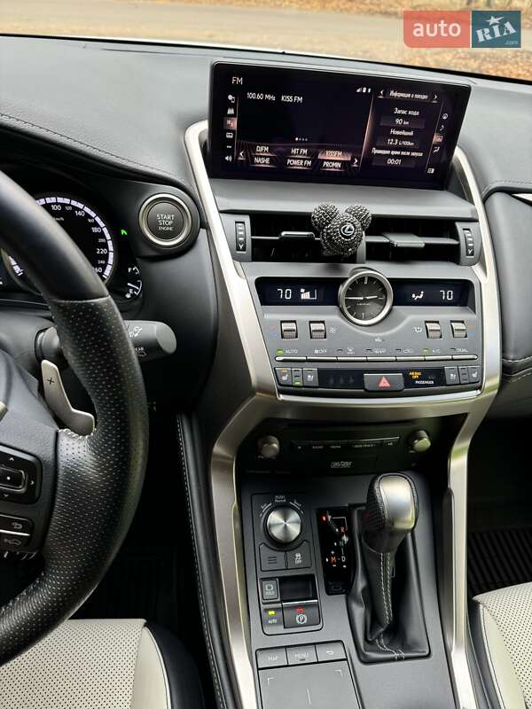 Позашляховик / Кросовер Lexus NX 2019 в Полтаві