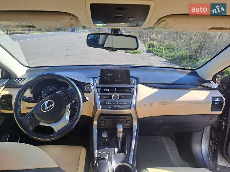 Внедорожник / Кроссовер Lexus NX 2014 в Ивано-Франковске
