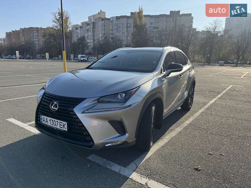 Lexus NX 2019