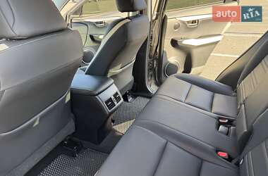 Внедорожник / Кроссовер Lexus NX 2019 в 