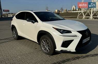 Внедорожник / Кроссовер Lexus NX 2020 в 