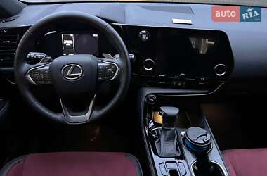 Внедорожник / Кроссовер Lexus NX 2023 в 