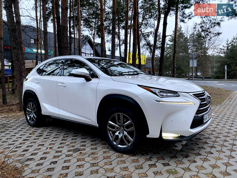 Внедорожник / Кроссовер Lexus NX 2015 в Киеве