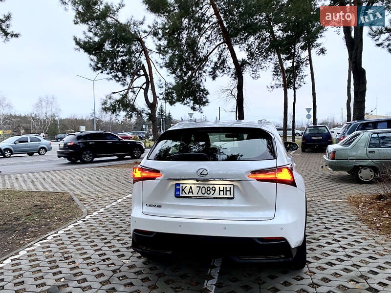 Внедорожник / Кроссовер Lexus NX 2015 в Киеве