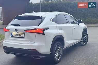 Позашляховик / Кросовер Lexus NX 2018 в Києві