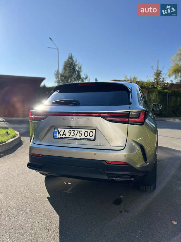 Внедорожник / Кроссовер Lexus NX 2022 в Киеве