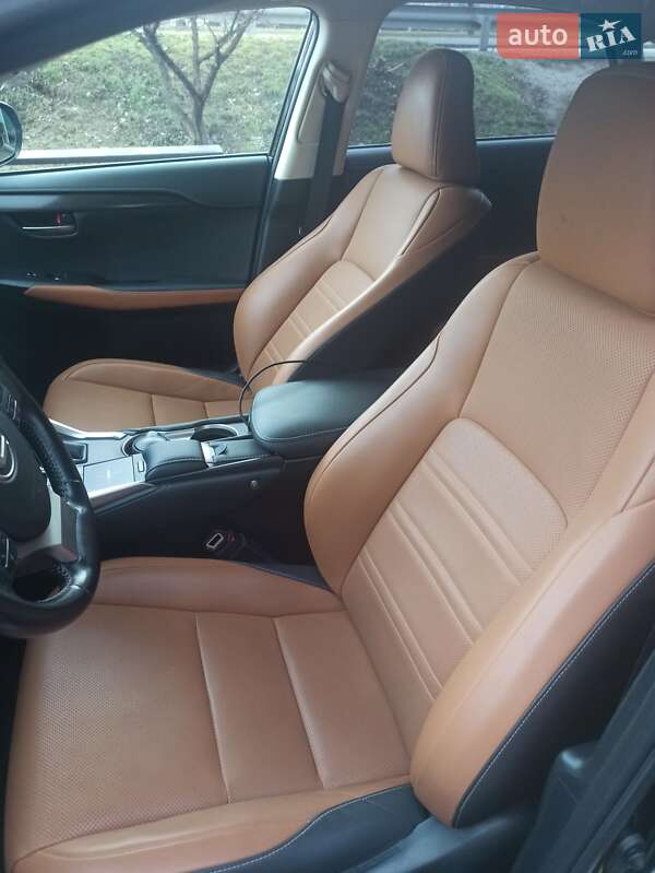 Позашляховик / Кросовер Lexus NX 2019 в Києві