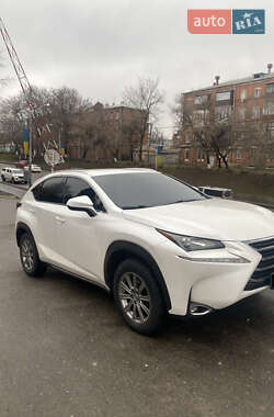 Внедорожник / Кроссовер Lexus NX 2016 в 