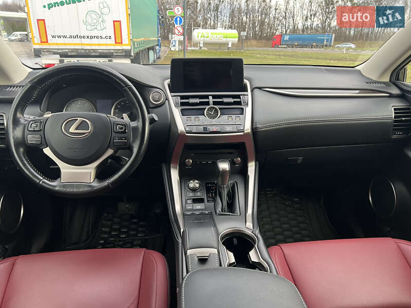 Позашляховик / Кросовер Lexus NX 2019 в Стрию