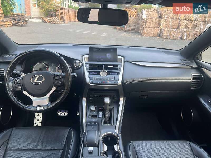 Внедорожник / Кроссовер Lexus NX 2016 в Киеве