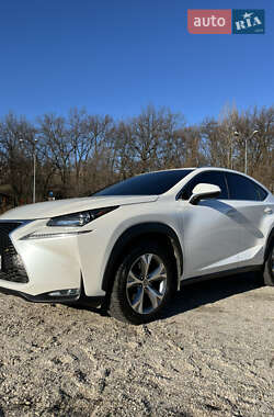 Внедорожник / Кроссовер Lexus NX 2017 в 