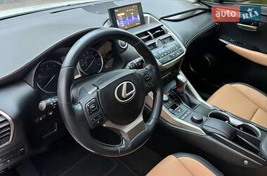 Позашляховик / Кросовер Lexus NX 2016 в Києві