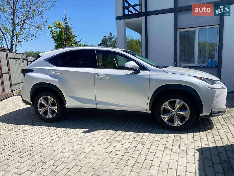Внедорожник / Кроссовер Lexus NX 2017 в Киеве