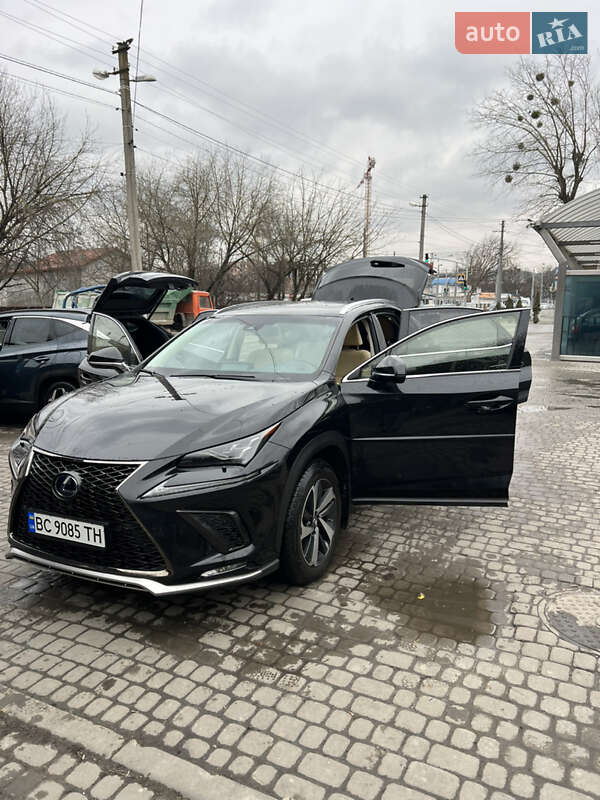 Внедорожник / Кроссовер Lexus NX 2018 в Львове