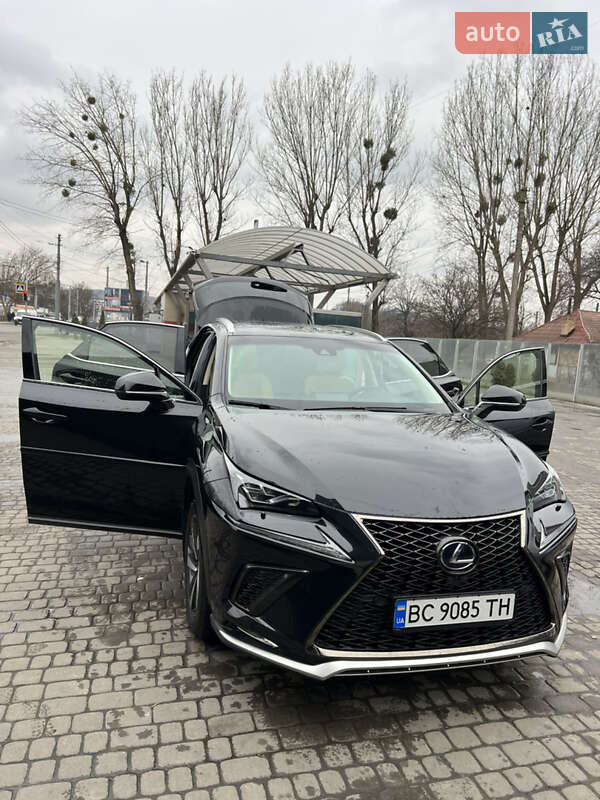 Внедорожник / Кроссовер Lexus NX 2018 в Львове