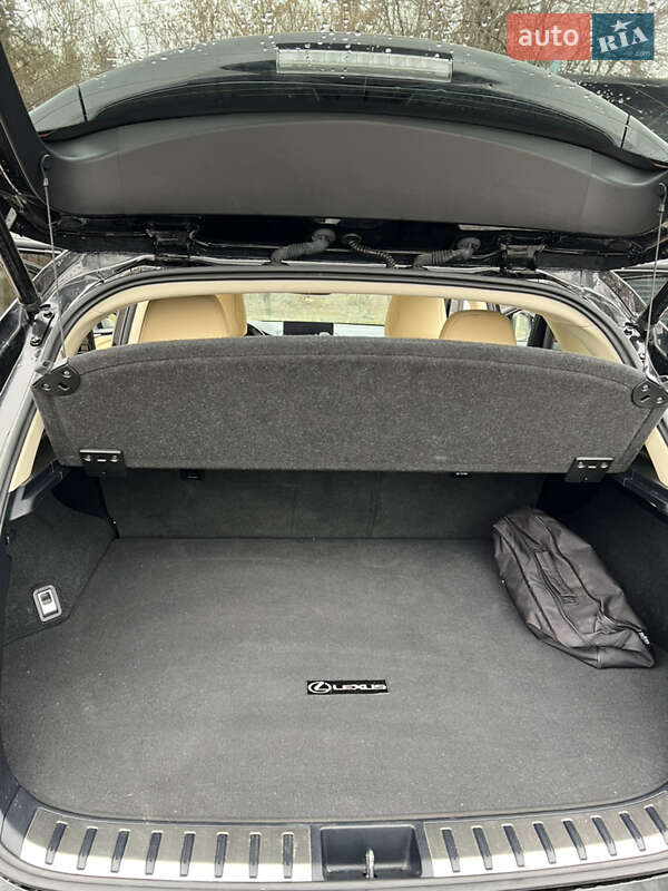 Внедорожник / Кроссовер Lexus NX 2018 в Львове