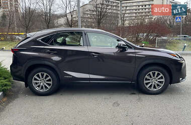 Внедорожник / Кроссовер Lexus NX 2015 в 