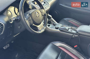 Позашляховик / Кросовер Lexus NX 2014 в 