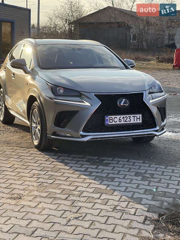 Позашляховик / Кросовер Lexus NX 2020 в Львові