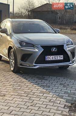Внедорожник / Кроссовер Lexus NX 2020 в 