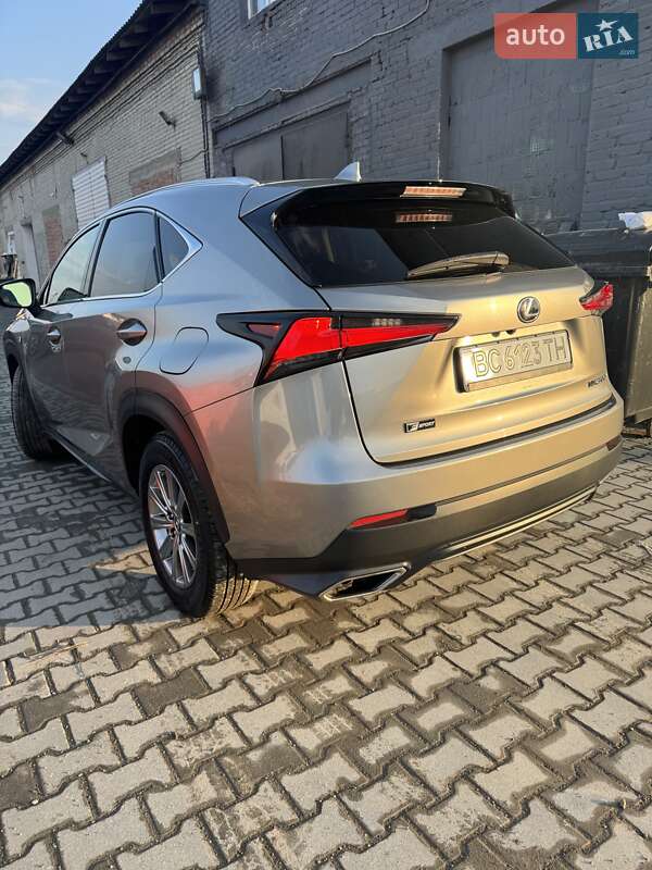 Позашляховик / Кросовер Lexus NX 2020 в Львові