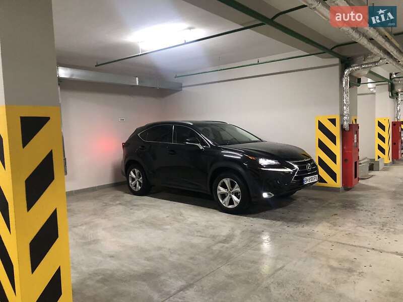Внедорожник / Кроссовер Lexus NX 2017 в Одессе