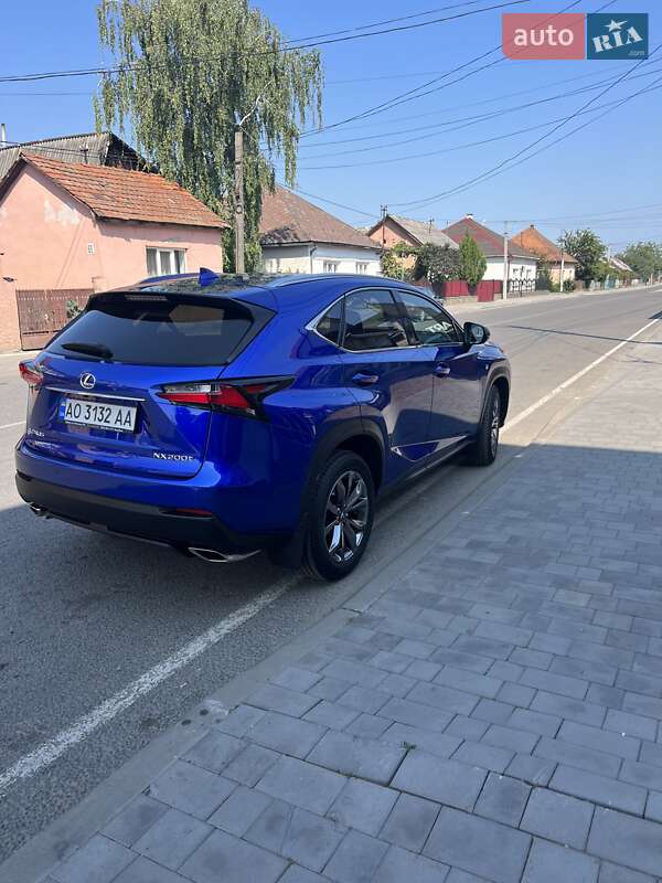 Внедорожник / Кроссовер Lexus NX 2016 в Виноградове