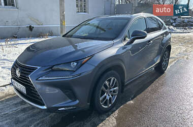 Внедорожник / Кроссовер Lexus NX 2018 в 