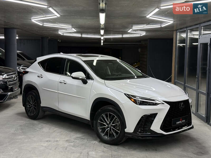 Lexus NX 2022