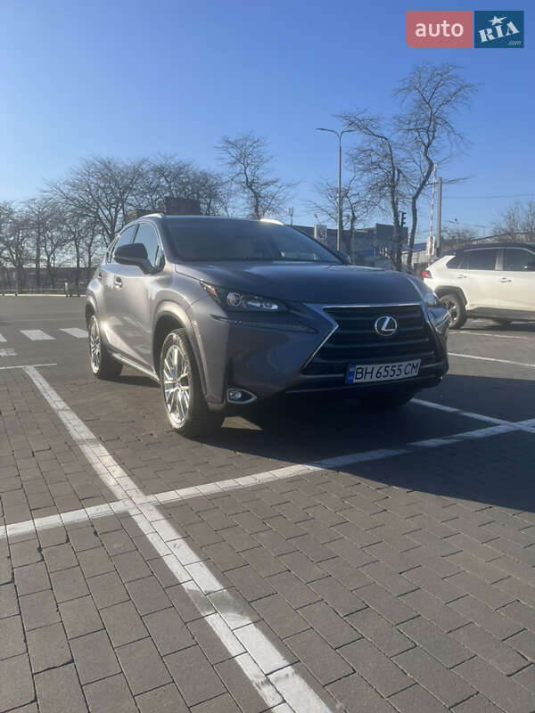 Lexus NX 2015