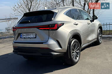 Внедорожник / Кроссовер Lexus NX 2022 в 