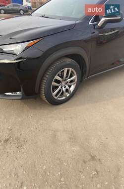 Внедорожник / Кроссовер Lexus NX 2017 в 