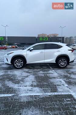 Позашляховик / Кросовер Lexus NX 2019 в Києві