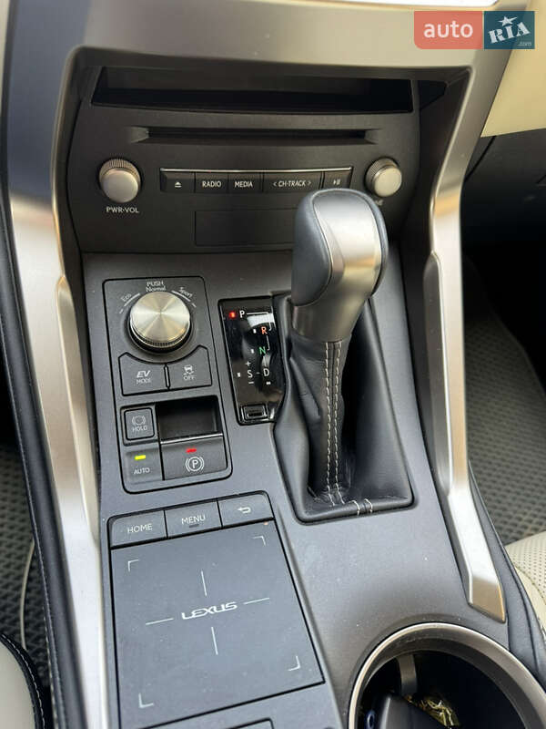 Внедорожник / Кроссовер Lexus NX 2020 в Львове