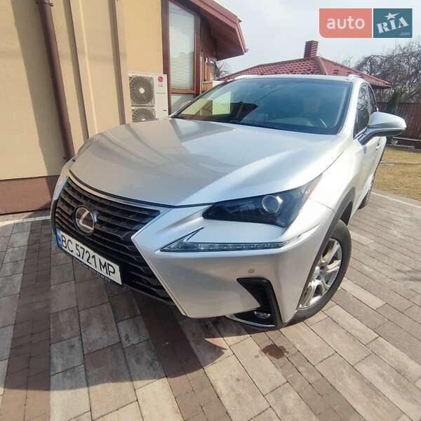 Позашляховик / Кросовер Lexus NX 2018 в Львові