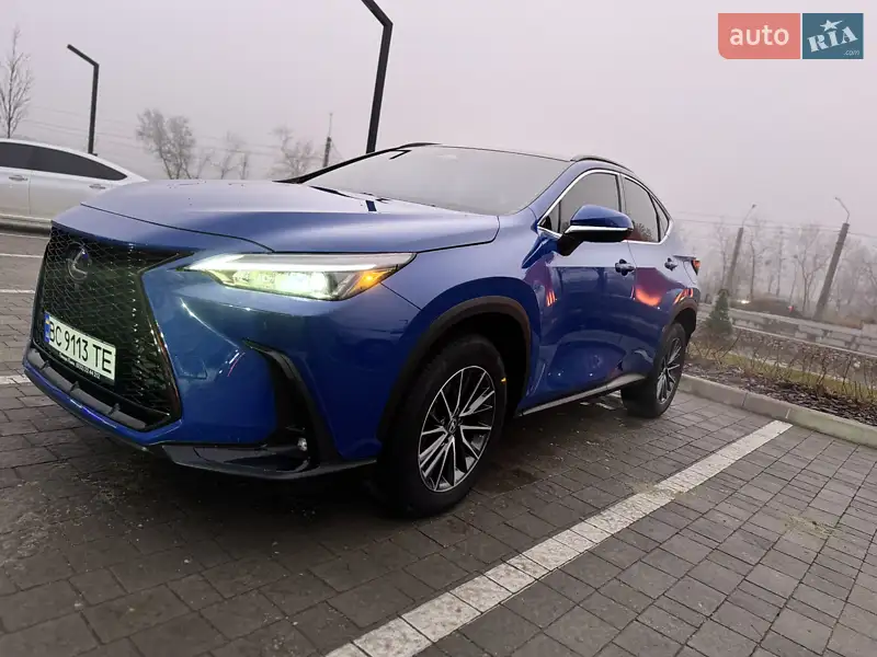 Lexus NX 2022