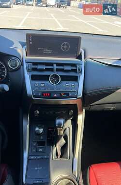 Внедорожник / Кроссовер Lexus NX 2018 в 