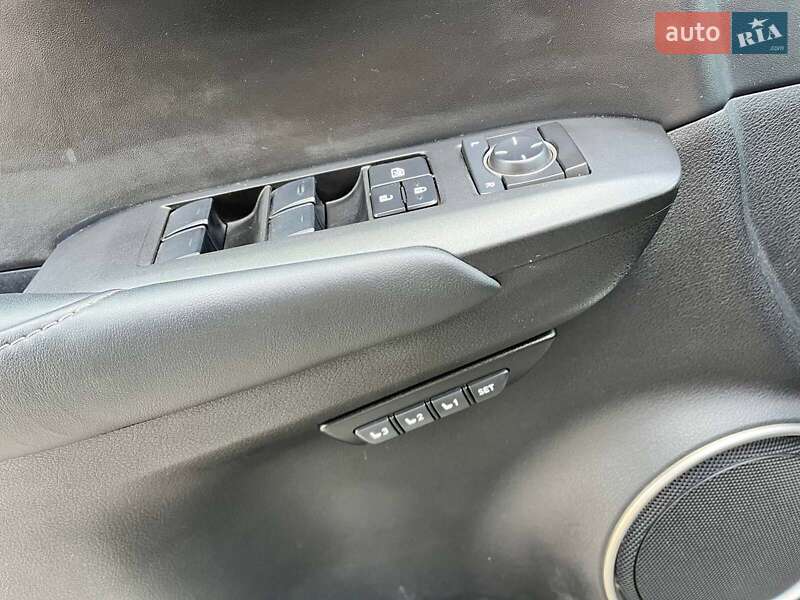 Внедорожник / Кроссовер Lexus NX 2015 в Киеве фото 13 Внедорожник / Кроссовер Lexus NX 2015 в Киеве