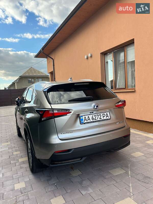 Lexus NX 2016