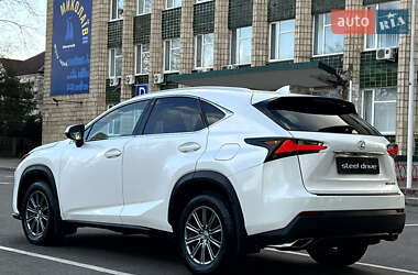 Внедорожник / Кроссовер Lexus NX 2015 в 