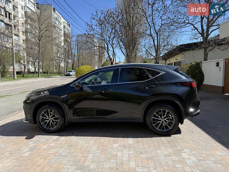 Внедорожник / Кроссовер Lexus NX 2022 в Киеве