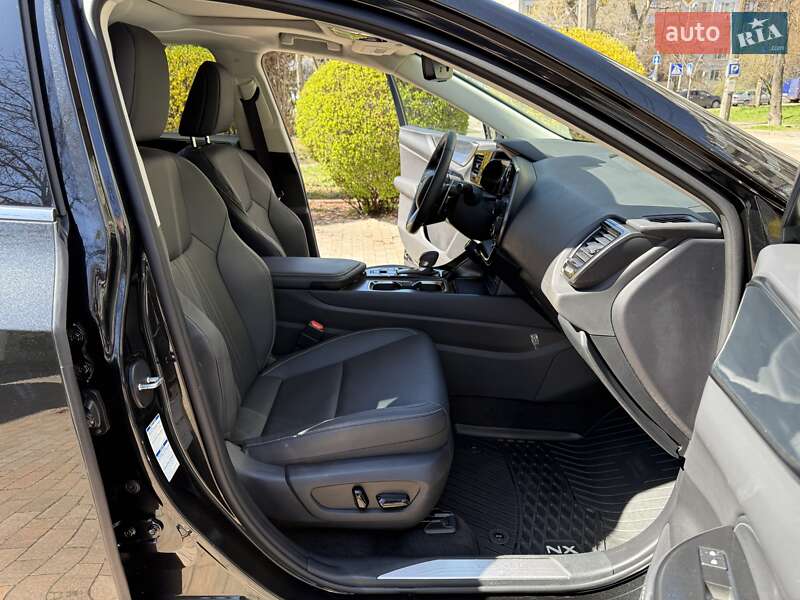 Внедорожник / Кроссовер Lexus NX 2022 в Киеве