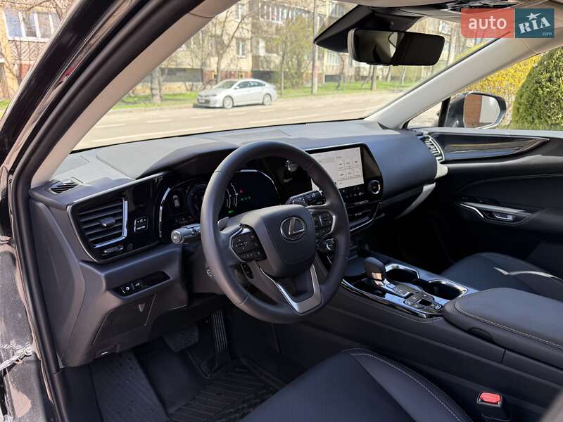 Внедорожник / Кроссовер Lexus NX 2022 в Киеве