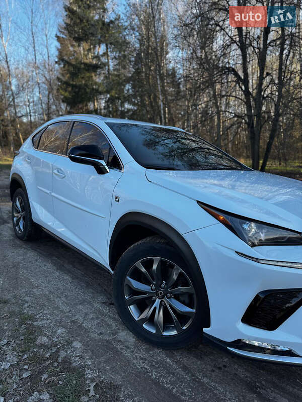 Внедорожник / Кроссовер Lexus NX 2018 в Фастове