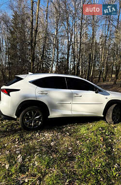 Внедорожник / Кроссовер Lexus NX 2018 в 