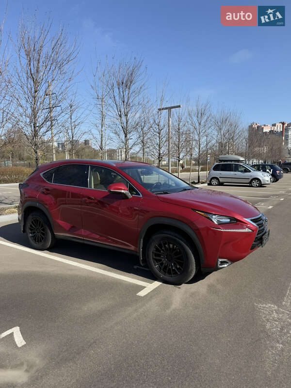 Lexus NX 2015